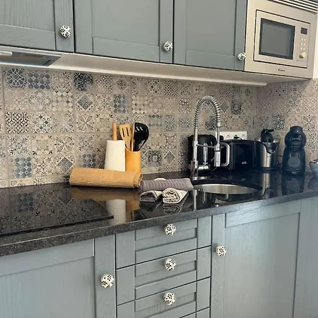 Old Fisherman's Corner 5 - Centro Old Town Апартаменты *